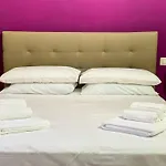 Louma Rooms